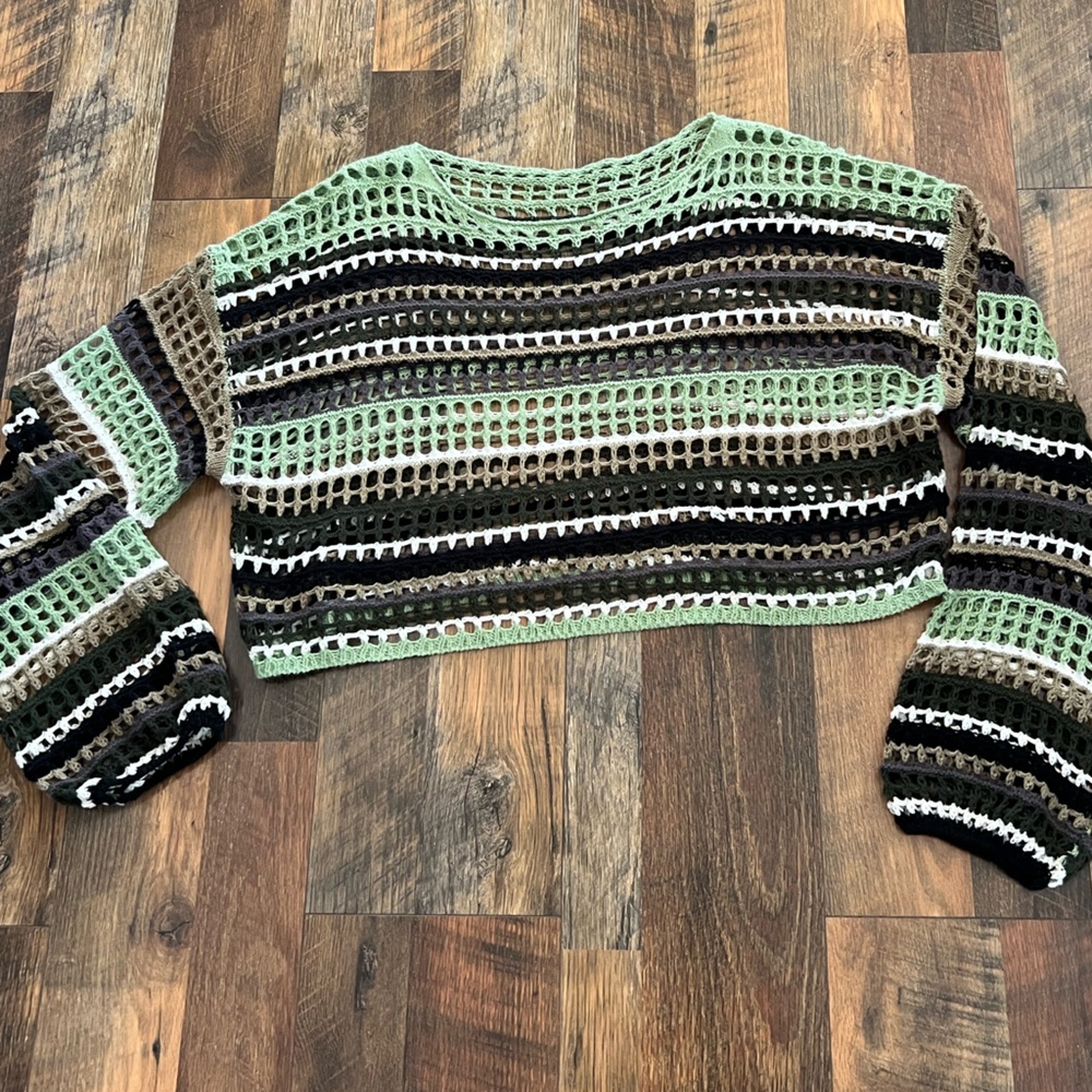 Crochet MultiColor Cropped Sweater - Picture 4 of 7